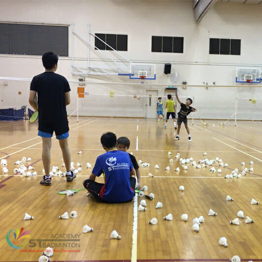 羽毛球训练班武吉班让Bukit Panjang小孩羽毛球训练班初学者ST 羽毛球学院裕廊新加坡 2023