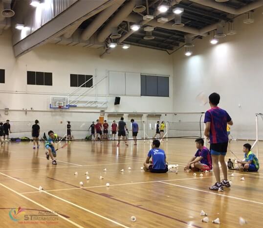 在羽毛球训练什么是 坏习惯 吉隆坡 KL Setapak 区 