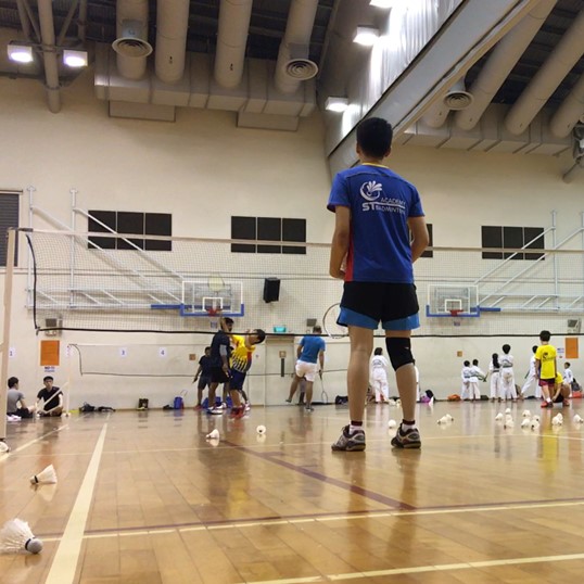 新加坡ST羽毛球学院的武吉班让羽毛球训练 Eric Chuar