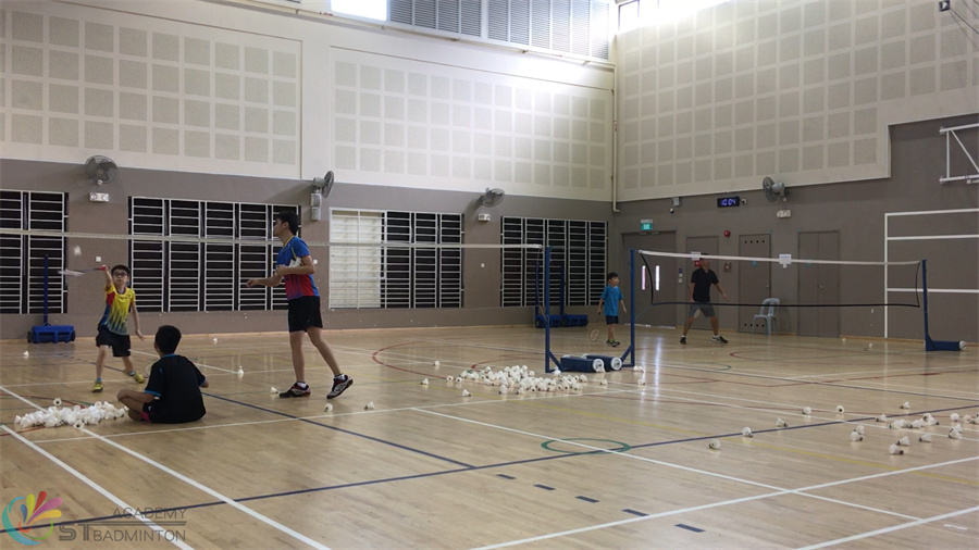 High serve badminton coaching by ST badminton Academy KL Malaysia 2025