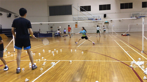 Utilizing proper equipment for badminton training Malaysia