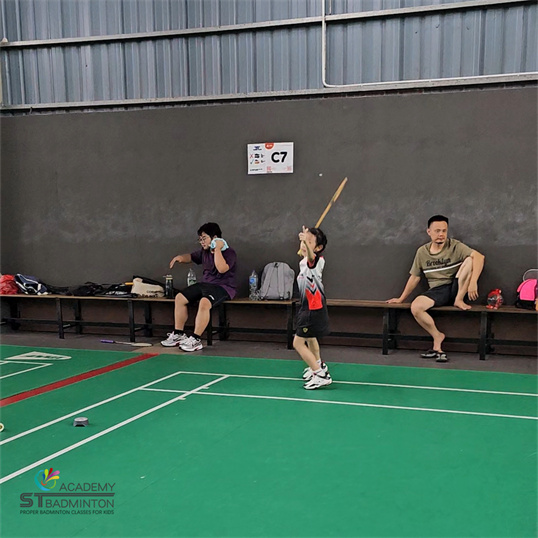 Kids badminton training in Setapak Kuala Lumpur at Lavana Sports Centre