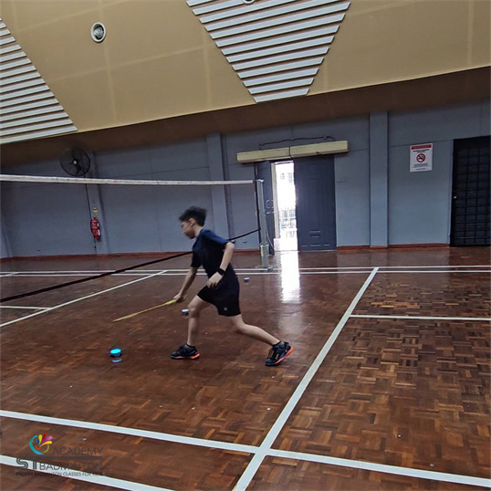 Setapak 배드민턴 아카데미 | 올바른 배드민턴 기초 훈련 및 코칭