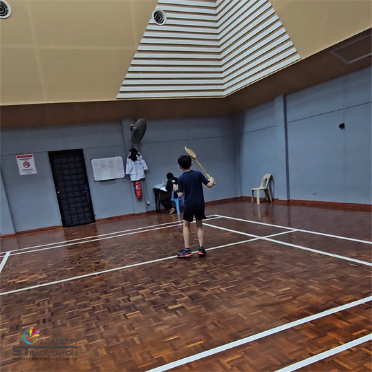 학생들과 장기적인 관계를 구축하는 전담 배드민턴 코치 | 쿠알라룸푸르 코칭