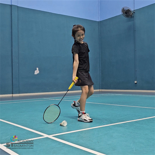マレーシア Setapak｜ST Badminton AcademyによるLavana Sports Centreでの基礎バドミントン トレーニング