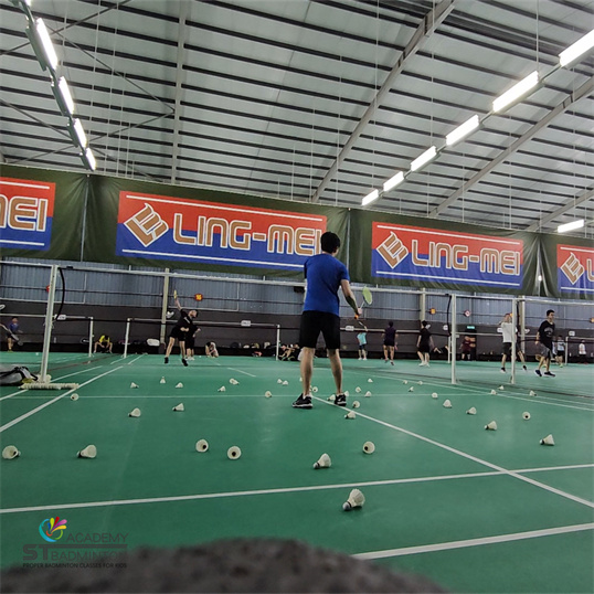 Badminton class for kids near Jalan Genting Klang with certified coach