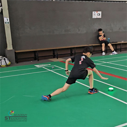 Professional badminton footwork and technique training for better skills in Setapak Kuala Lumpur trusted by parents