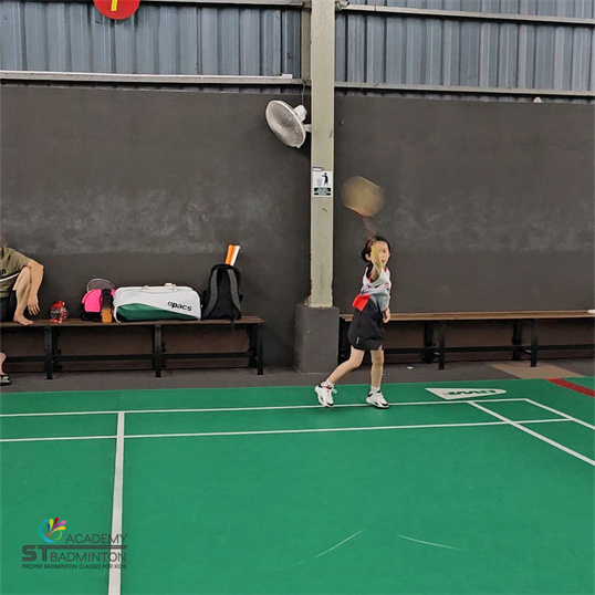 Setapakにおける子ども・ジュニア向けの正しいバドミントン コーチング指導