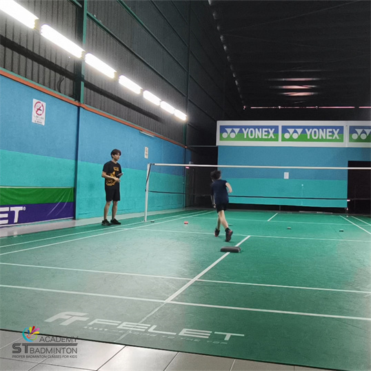 Small group coaching at Pro One Badminton Hall in Kuala Lumpur by ST Badminton Academy Malaysia