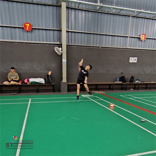 Taman Melati 인근 소규모 그룹 배드민턴 훈련 | 집중적인 개별 관심 보장