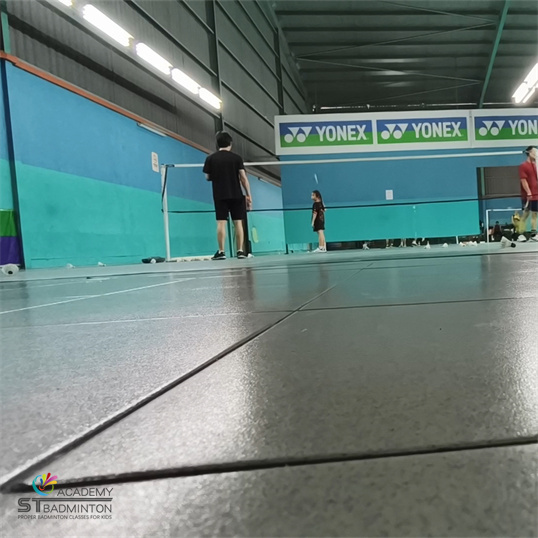 Setapak 年轻羽毛球选手竞技实战模拟学战术