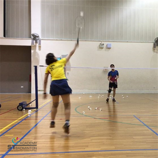 คลาสแบดมินตันสำหรับผู้ใหญ่ช่วงเย็น Danau Kota | การโค้ชแบดมินตัน Setapak KL