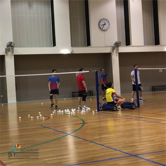 การฝึกสมรรถภาพและแบดมินตันสำหรับผู้ใหญ่ Wangsa Maju KL | การฝึกแบดมินตันสำหรับผู้ใหญ่