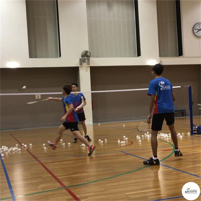 Kelas badminton dewasa peringkat permulaan berdekatan Selayang Mall dan Taman Selayang Utama