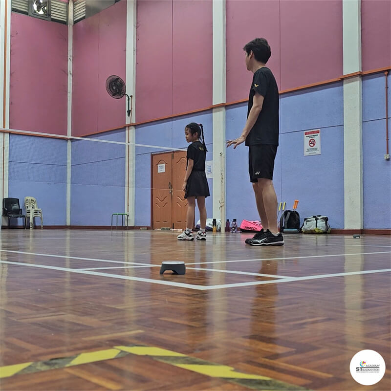 MRT Sentul Barat 附近小组羽毛球训练｜四人羽毛球小组课