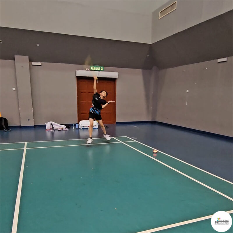 การฝึกแบดมินตันพื้นฐานสำหรับเด็กที่ Setapak Badminton Centre | โค้ชแบดมินตัน กัวลาลัมเปอร์