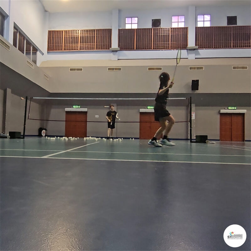 Latihan bulutangkis dasar untuk anak-anak usia 4+ di Dewan Serbaguna Air Panas | Pelatih bulutangkis Setapak, Kuala Lumpur