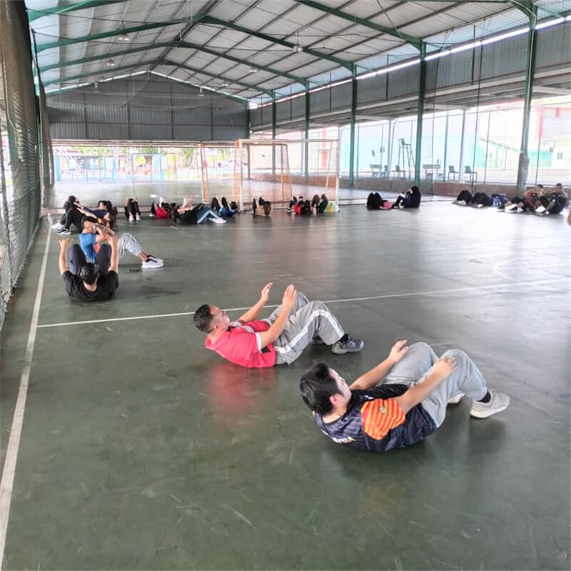 马来西亚国家体育学院 Seremban 运动科学一级课程学员和讲师合影留念｜生理学与生物力学 教练教育