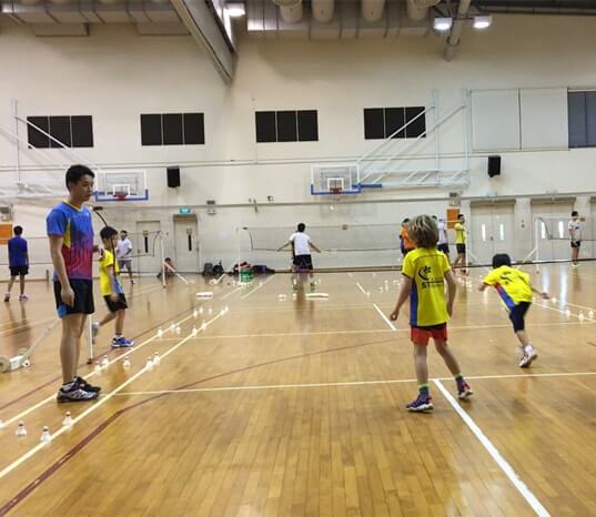 武吉班让Senja区儿童羽毛球班训练