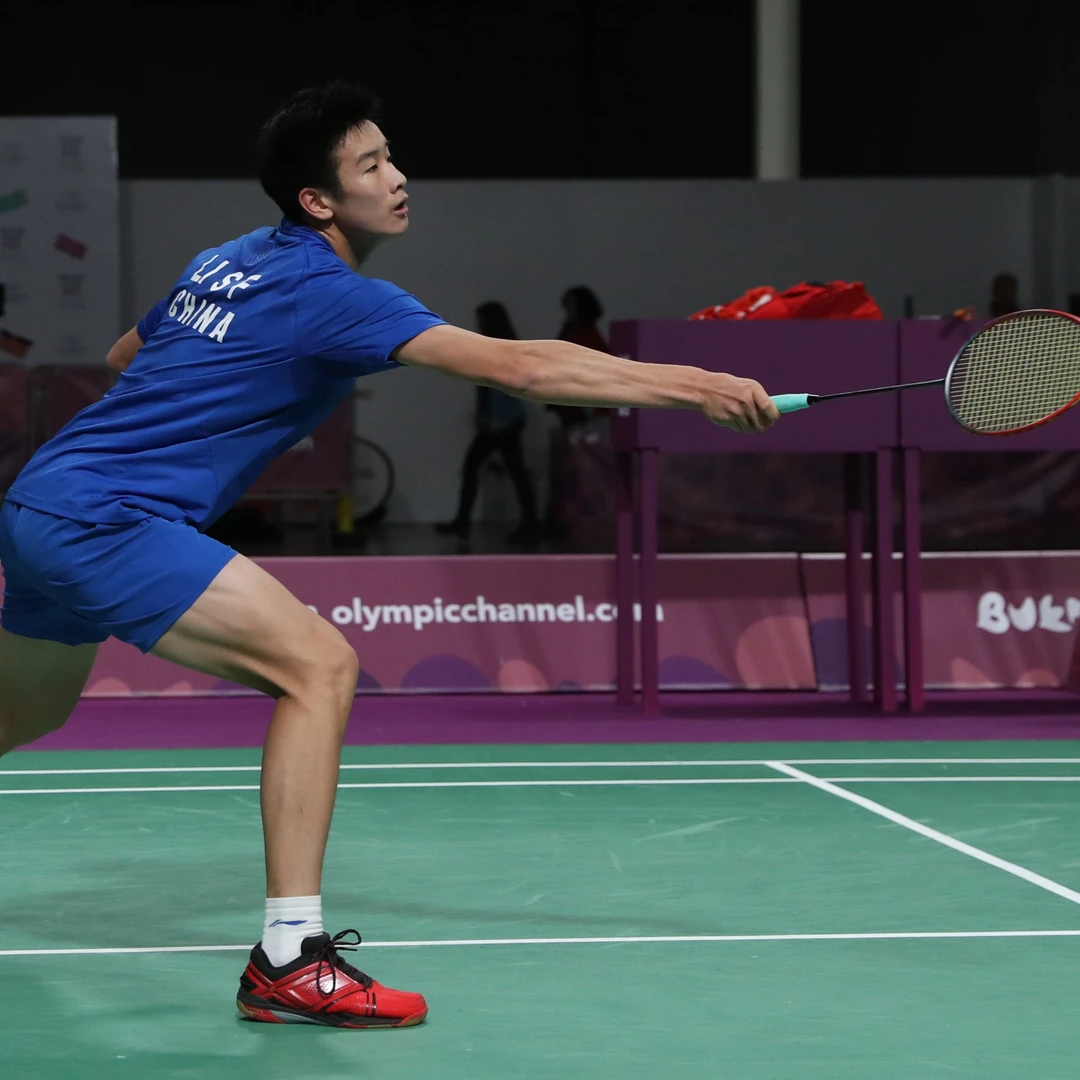 Li Shi Feng backhand technique Li Shi Feng backhand cross-court shot (AI-generated)