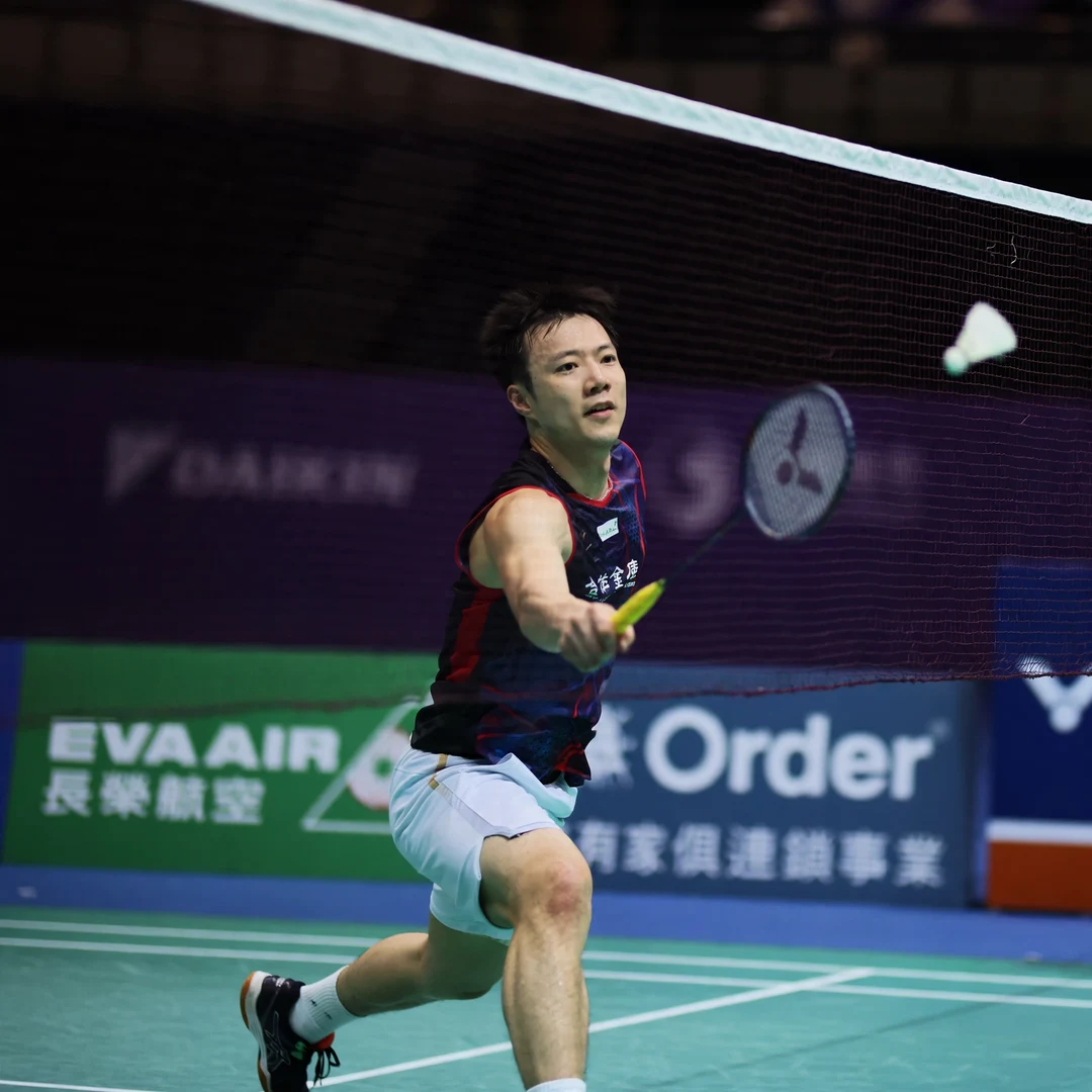 Wang Tzu Wei net play Wang Tzu Wei playing a tumbling net shot (AI-generated)